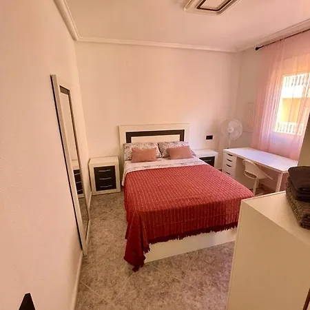 Capitan Friday דירה